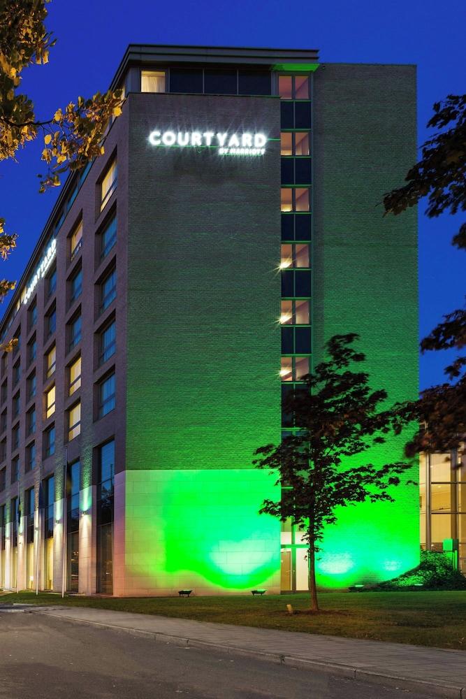 COURTYARD BY MARRIOTT BRUSSELS — 1