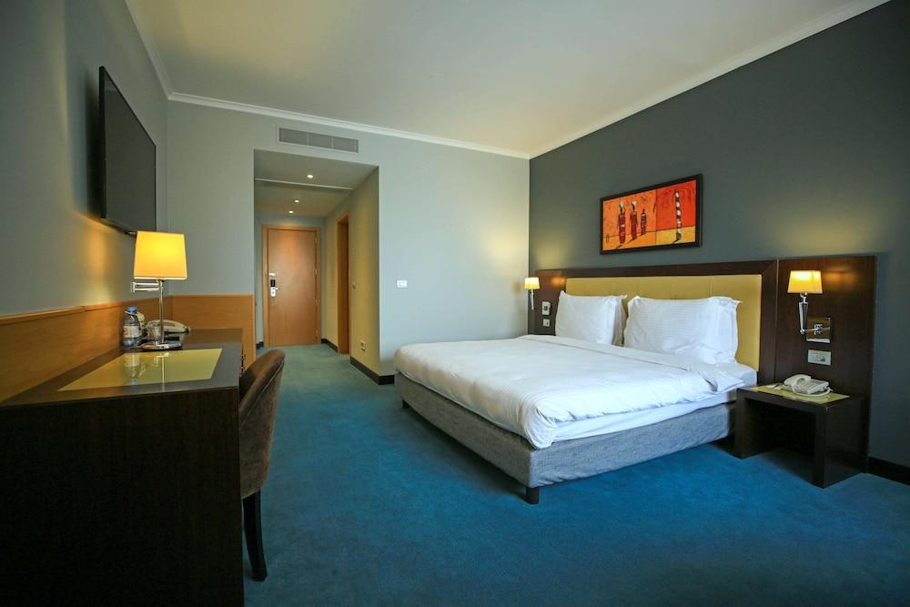 Radisson Hotel Astana — 10
