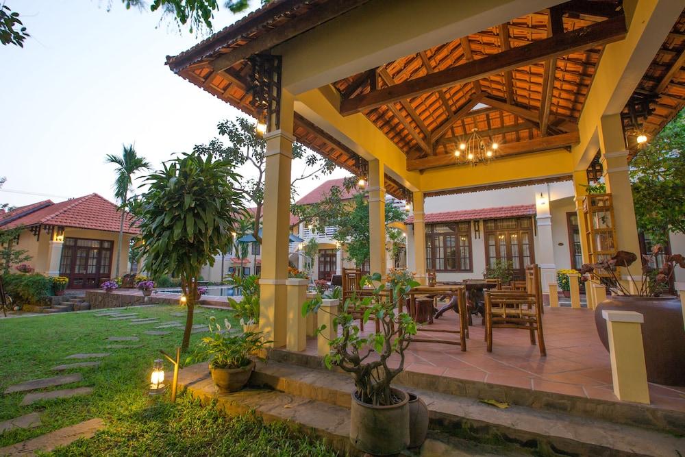 Windbell Homestay Villa — 2