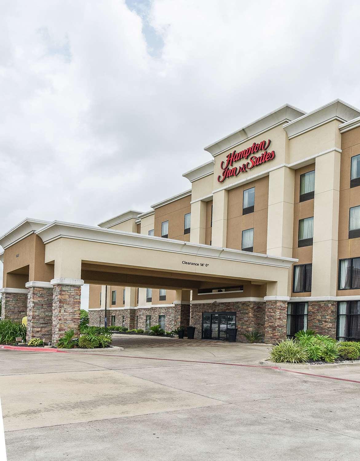 Hampton Inn & Suites Bay City, TX — 9