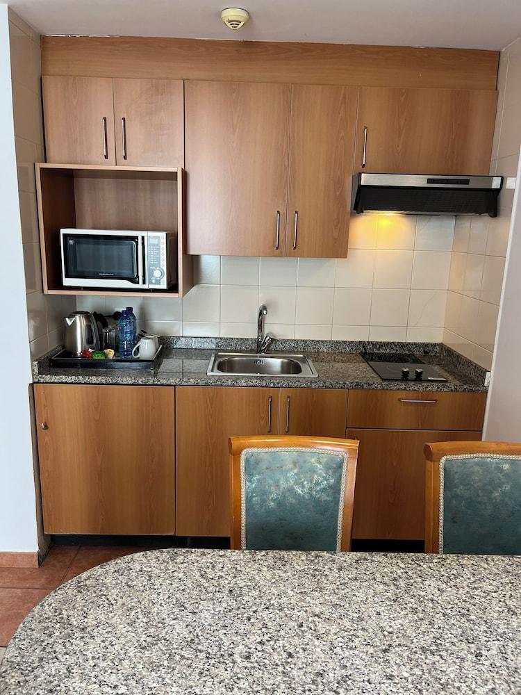 EL SHEIKH SUITES 16964 — 10