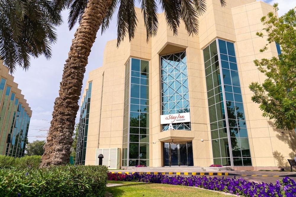 Estay Hotel — 4