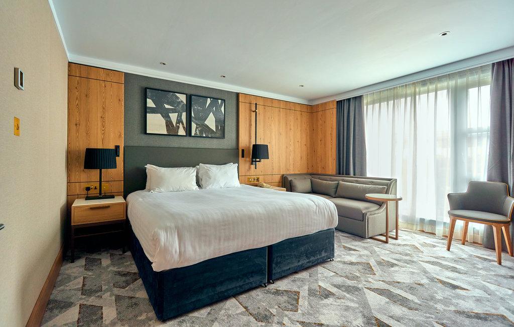 CROWNE PLAZA MARLOW — 5
