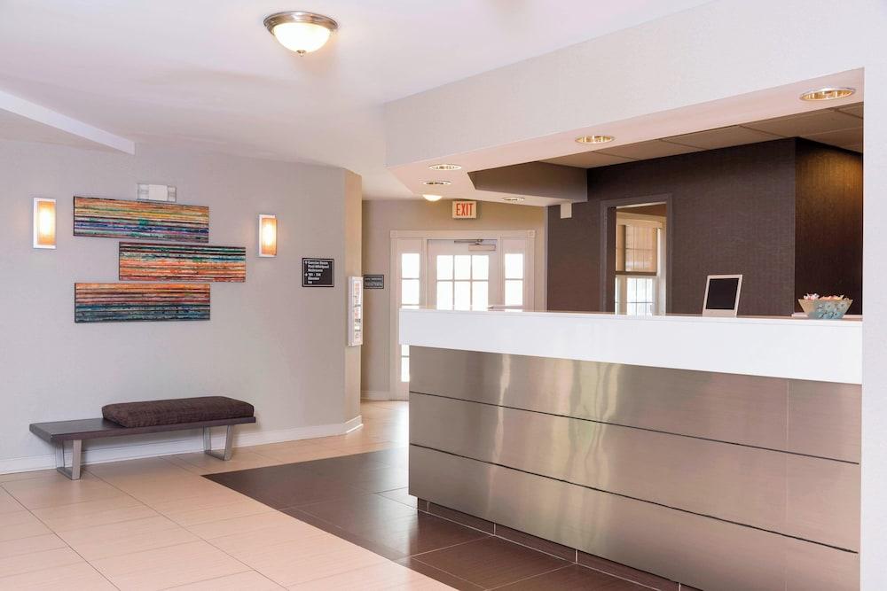 Residence Inn Grand Rapids West — 8