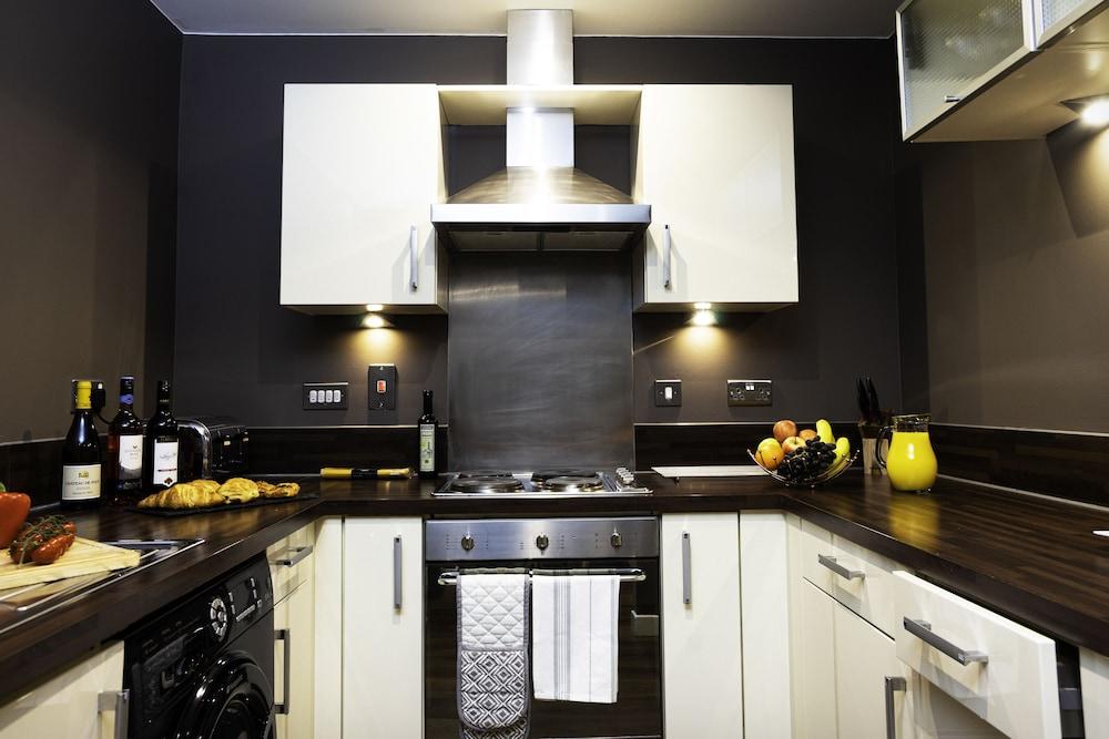 Stay Metro ApartHotel - Glasgow Central — 10