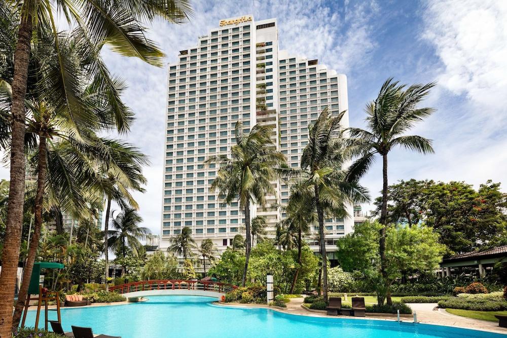 Shangri-La Hotel Jakarta — 2