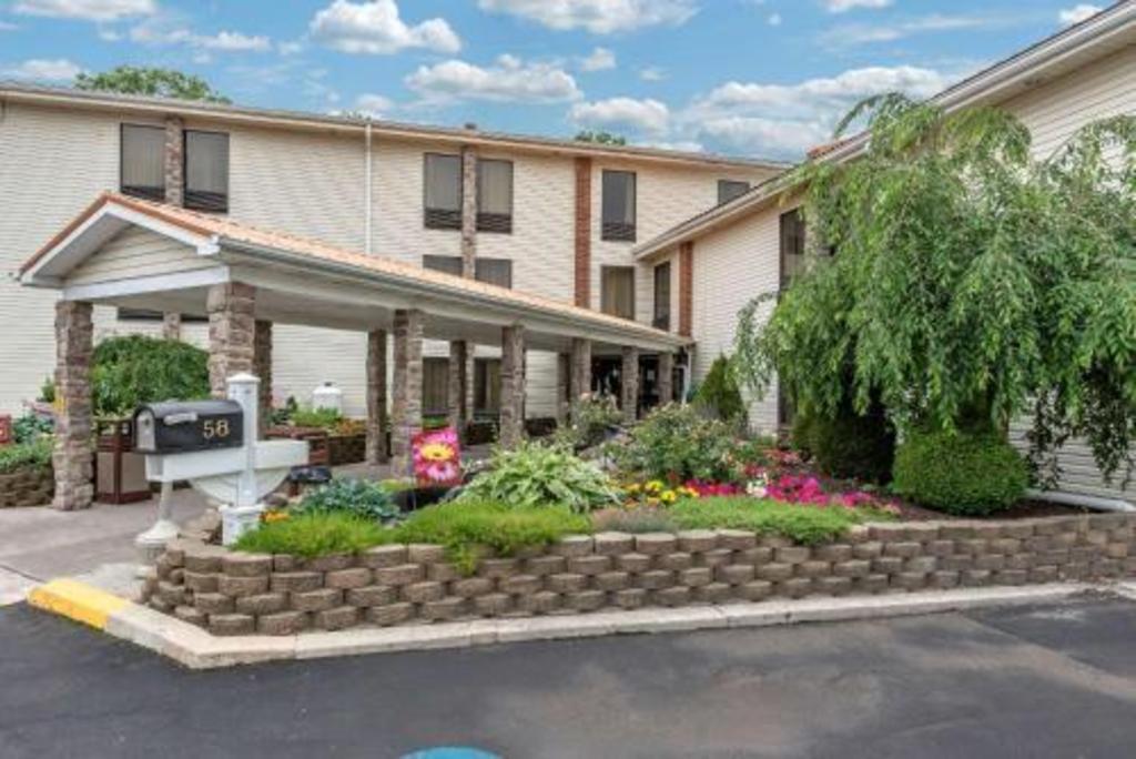 Comfort Inn West Hazleton — 8