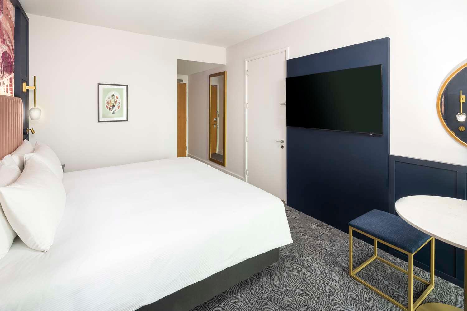 DoubleTree by Hilton Leeds City Centre — 7