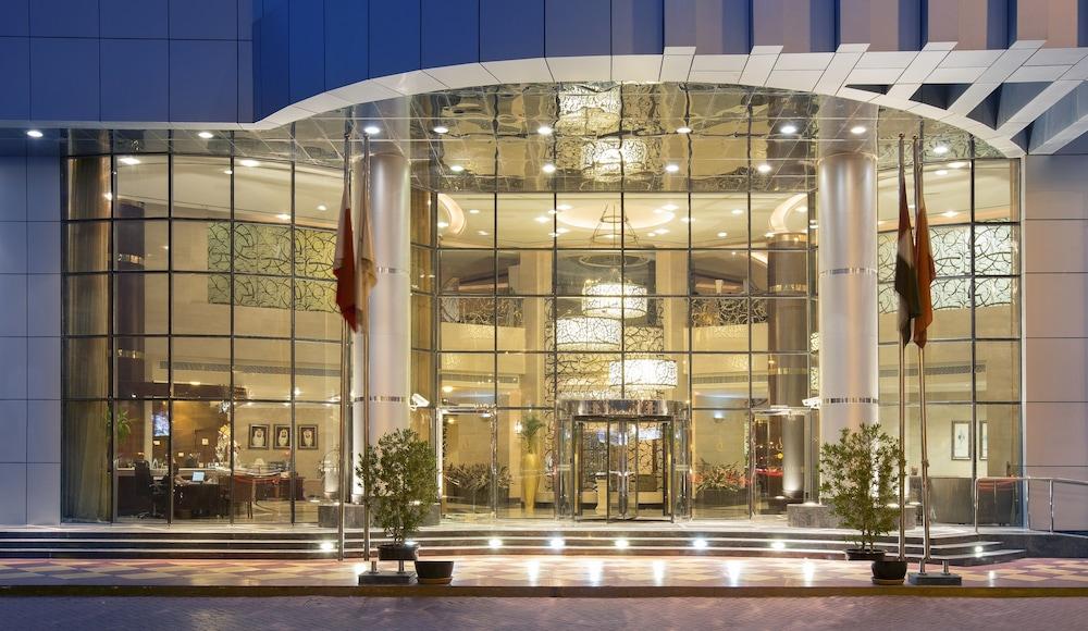 DoubleTree by Hilton Dubai Port Saeed. — 7