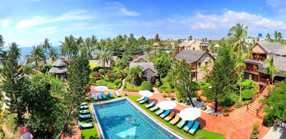 LITTLE MUINE RESORT — 9