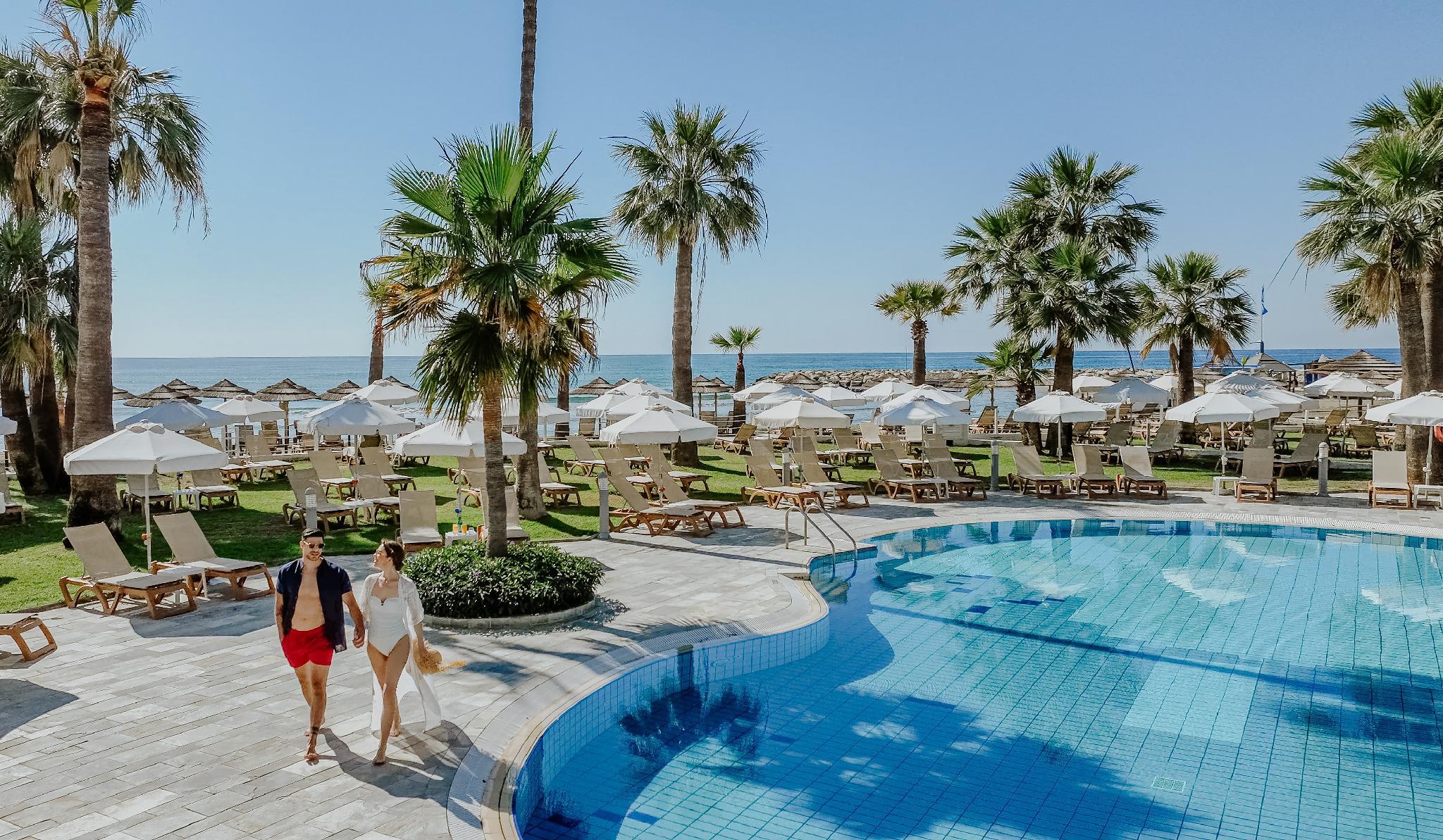 Golden Bay Beach Hotel — 8