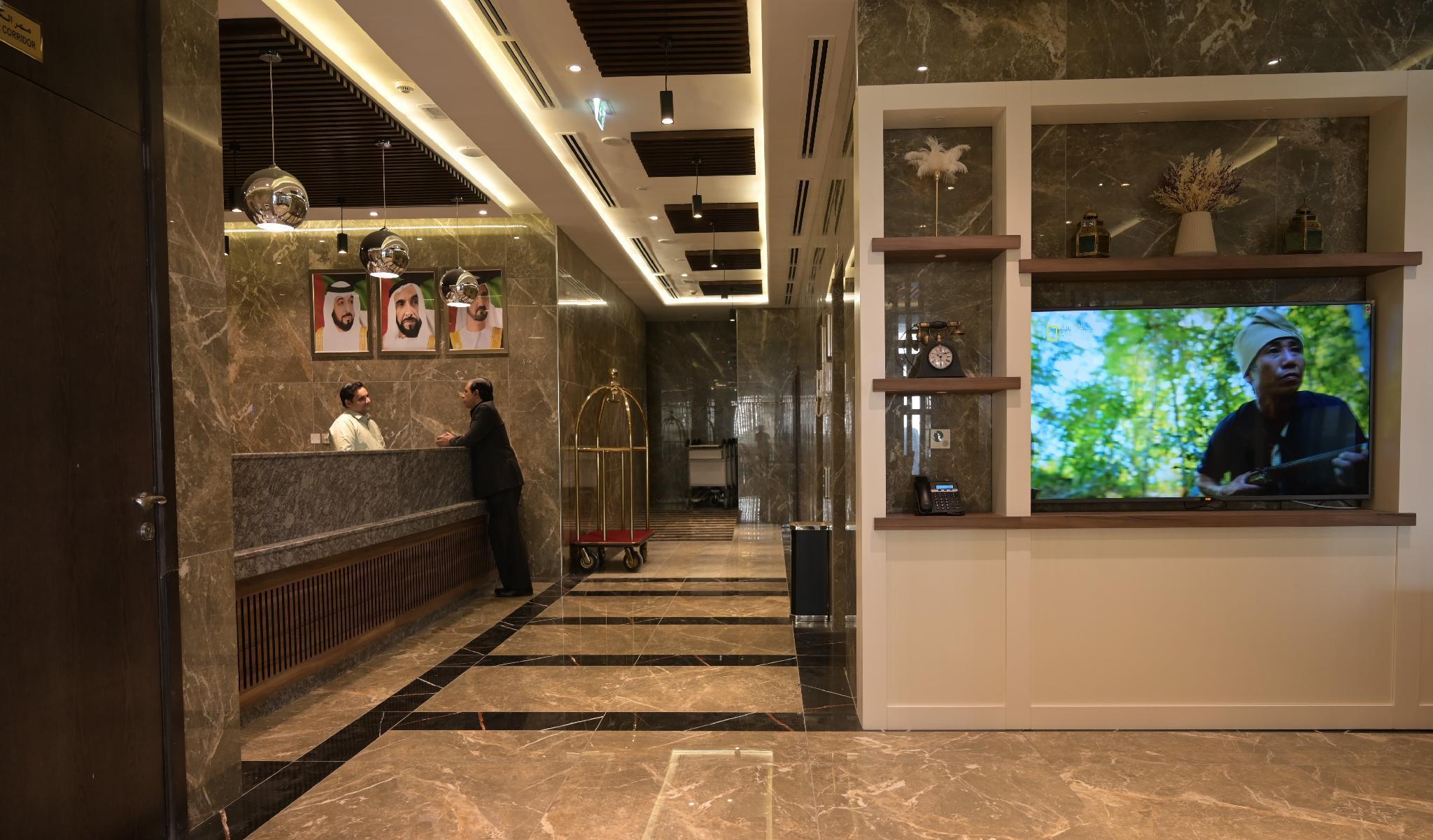 Garden City Hotel — 3
