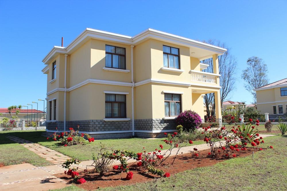 Madagascar Golden Peacock Hotel — 2