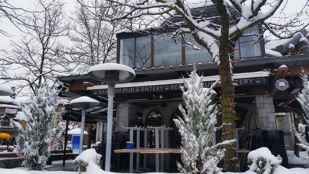 Crystal Lodge Hotel Whistler 61064 — 5
