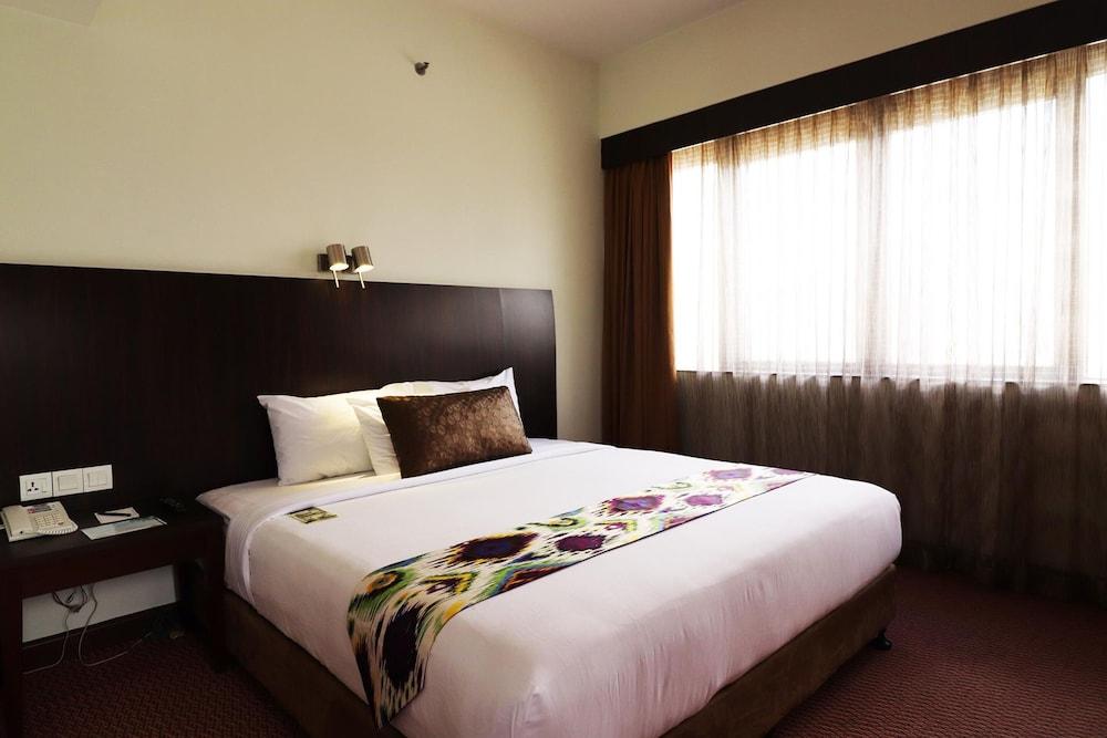HOTEL GRAND CONTINENTAL KUALA LUMPUR — 10