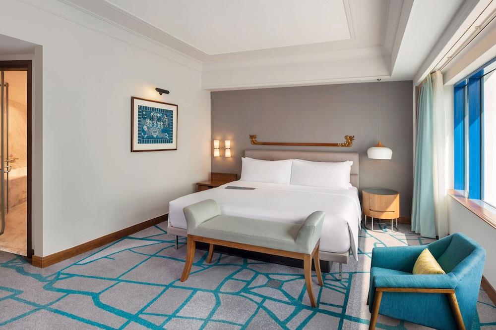 LE MERIDIEN JAKARTA — 9