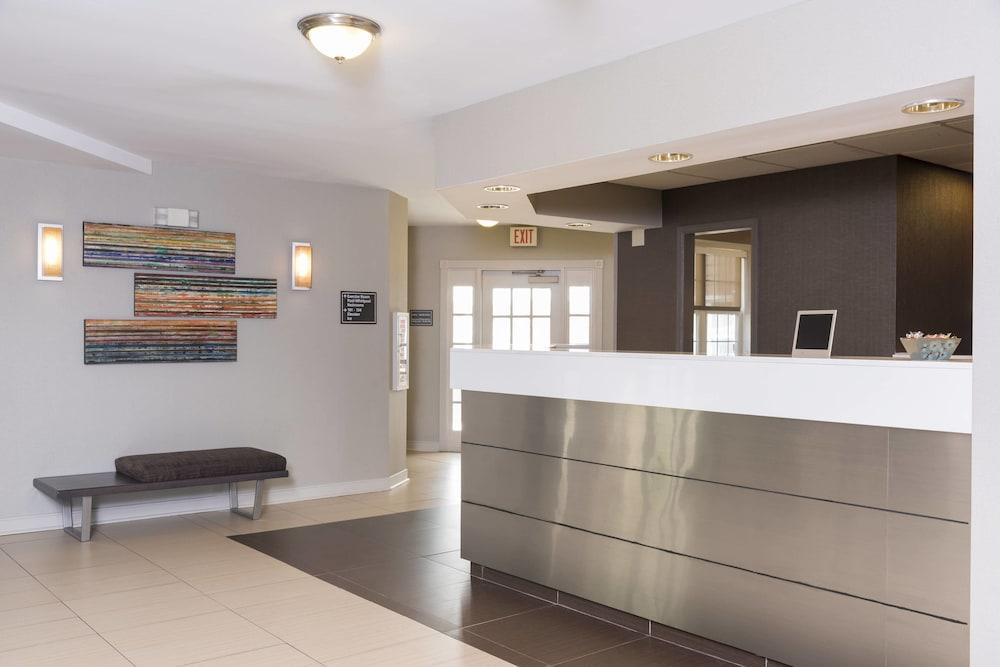 Residence Inn Grand Rapids West — 7