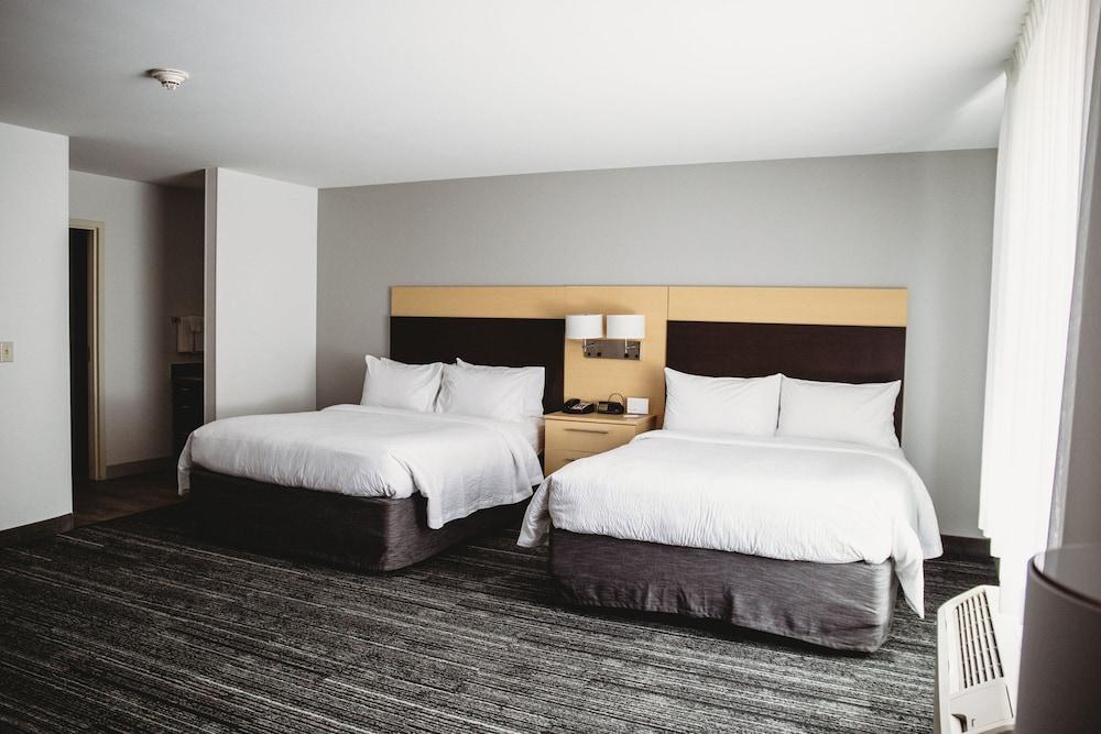 TownePlace Suites Aberdeen — 9