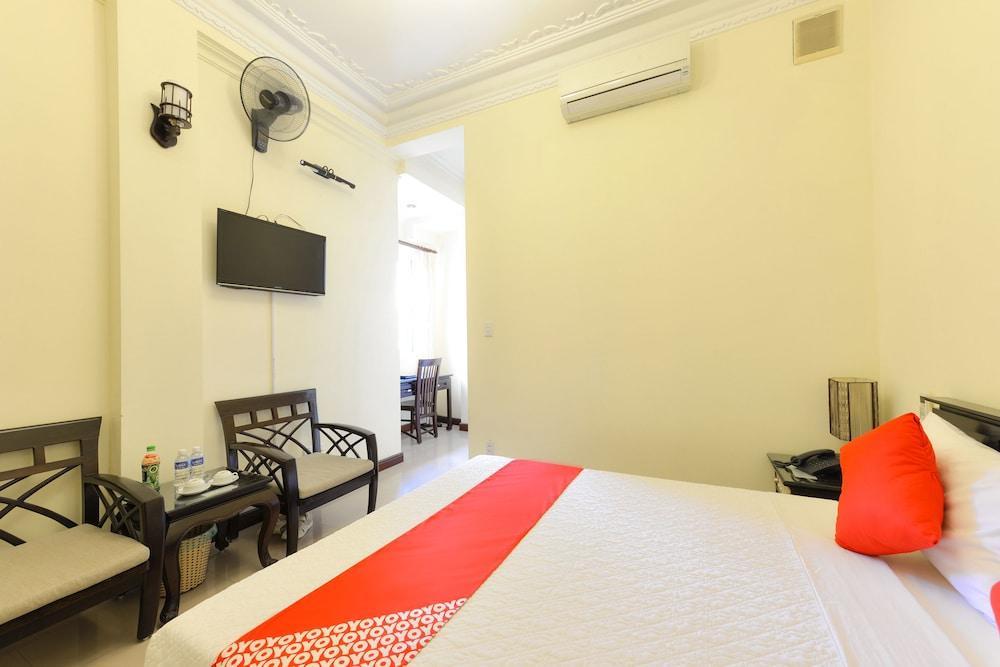LUCKY 2 HOTEL — 2