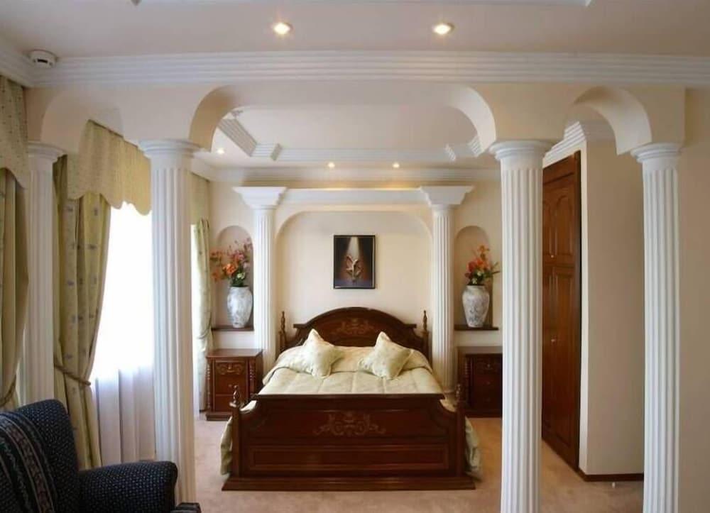 OTRAR HOTEL — 7