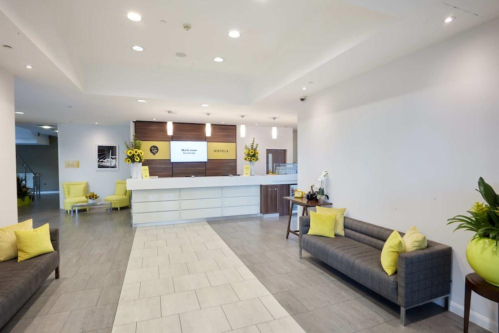 HAMPTON BY HILTON NEWPORT EAST — 7