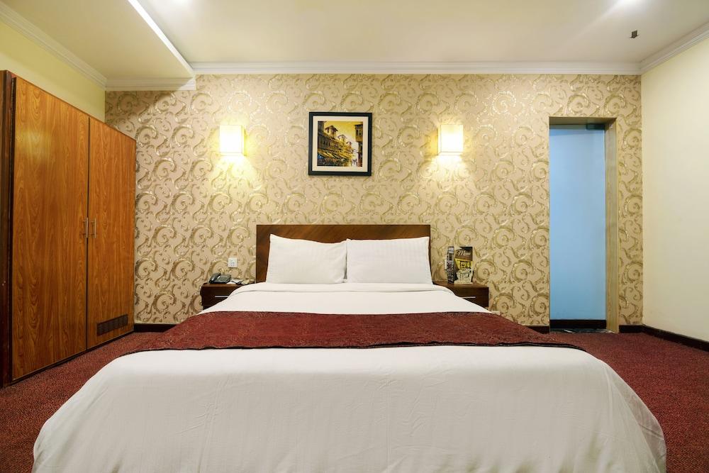 Hotel One The Mall, Lahore 104172 — 9