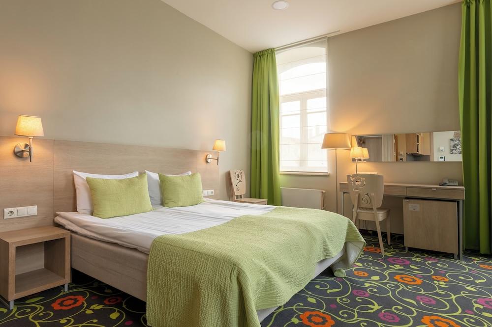 RUDNINKU VARTAI HOTEL 1058898 — 10