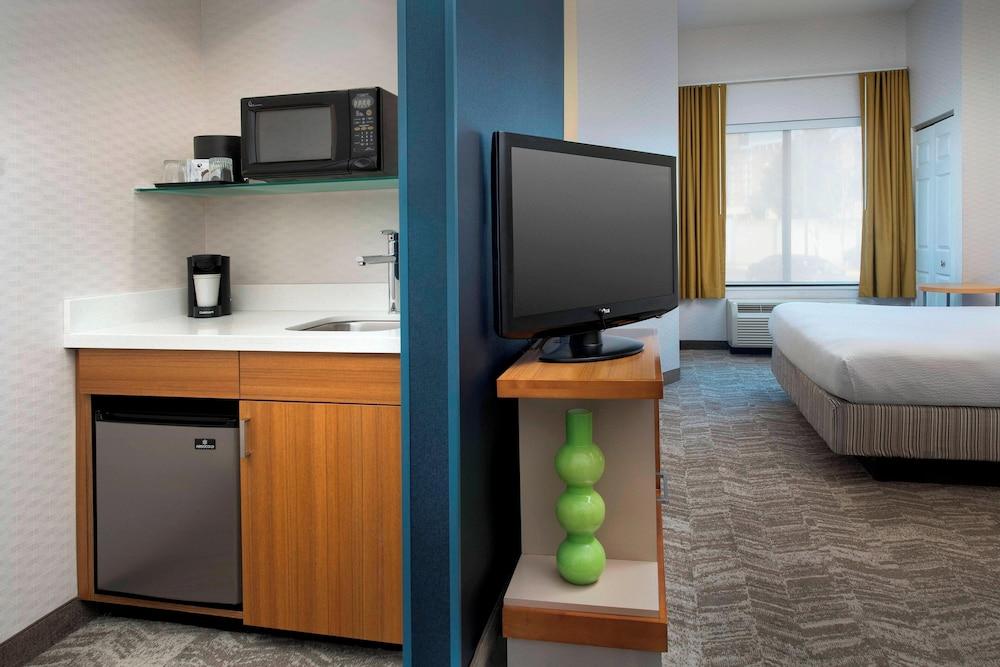 SpringHill Suites Alexandria — 6