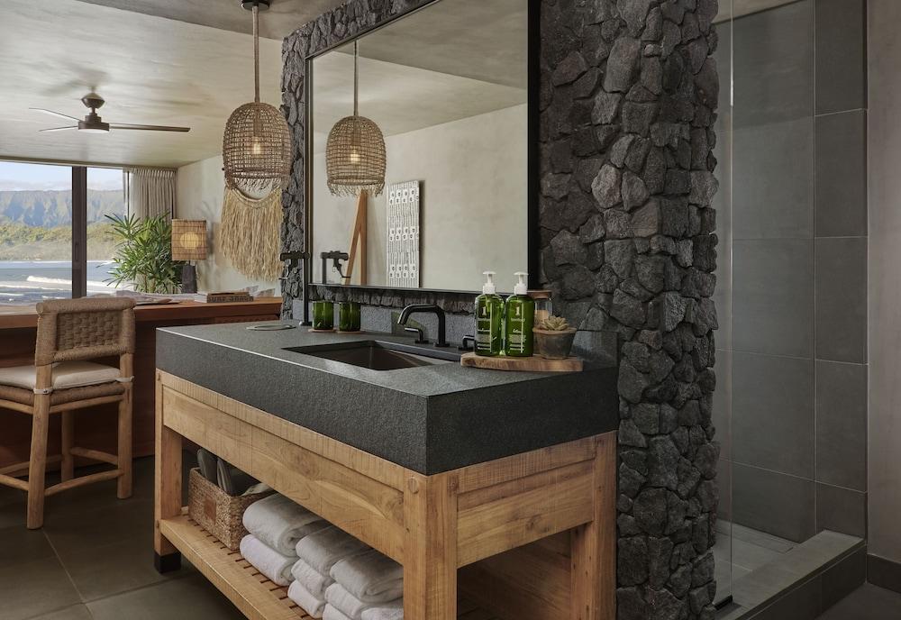 1 Hotel Hanalei Bay — 9