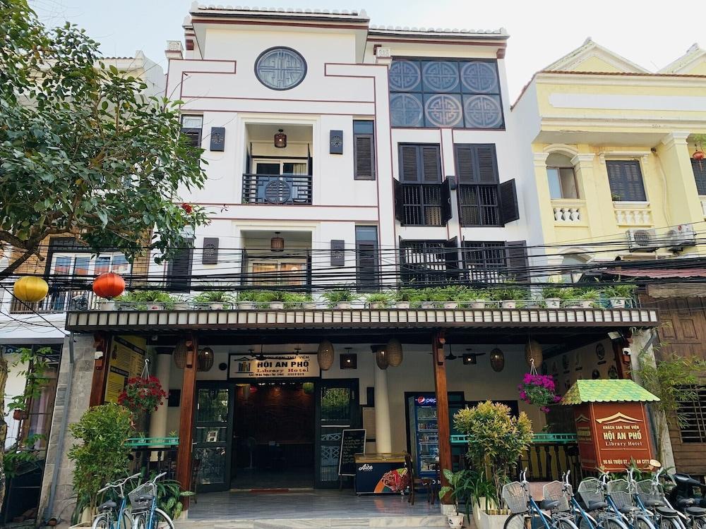 Vinh Hung Library Hotel — 3