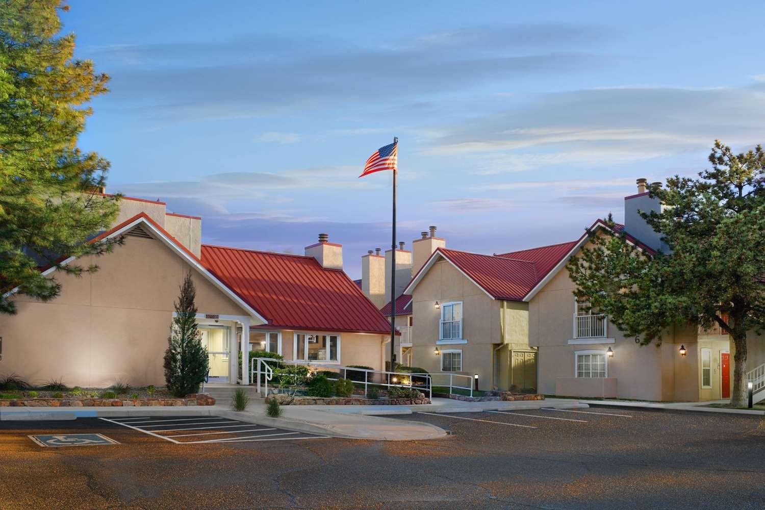 Sonesta ES Suites Albuquerque — 5