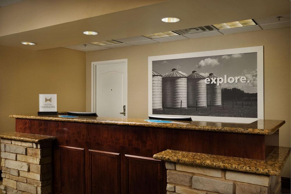 Hampton Inn & Suites Altus — 5