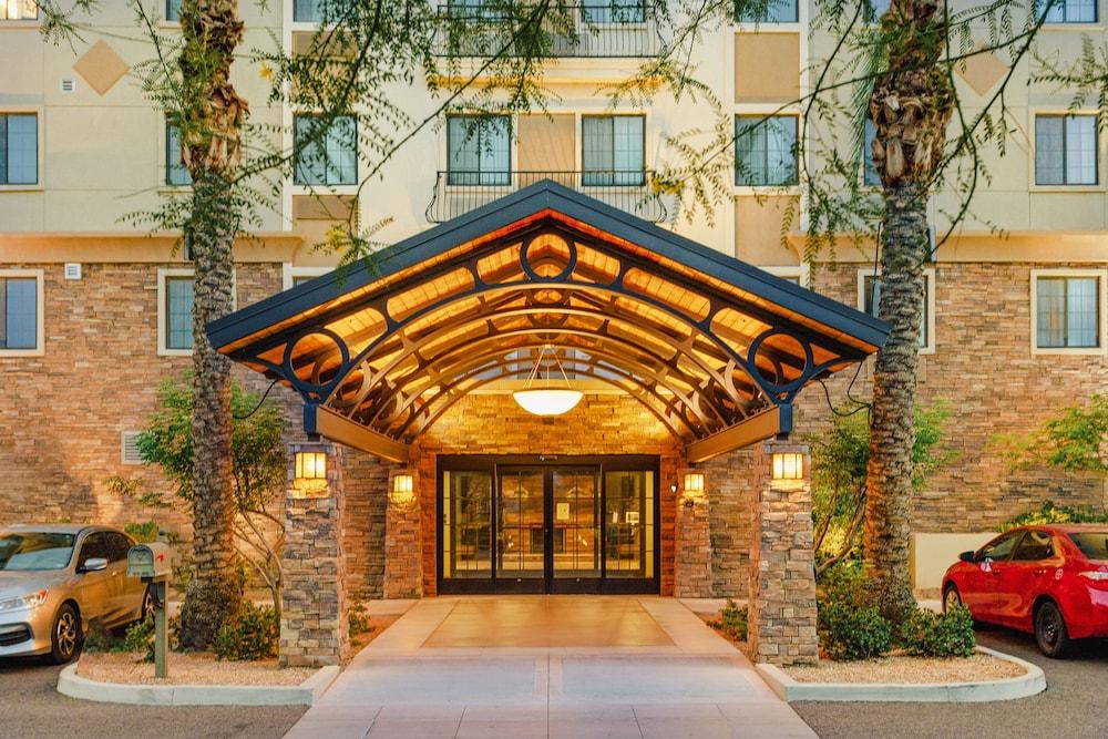 Staybridge Suites Phoenix - Chandler — 3
