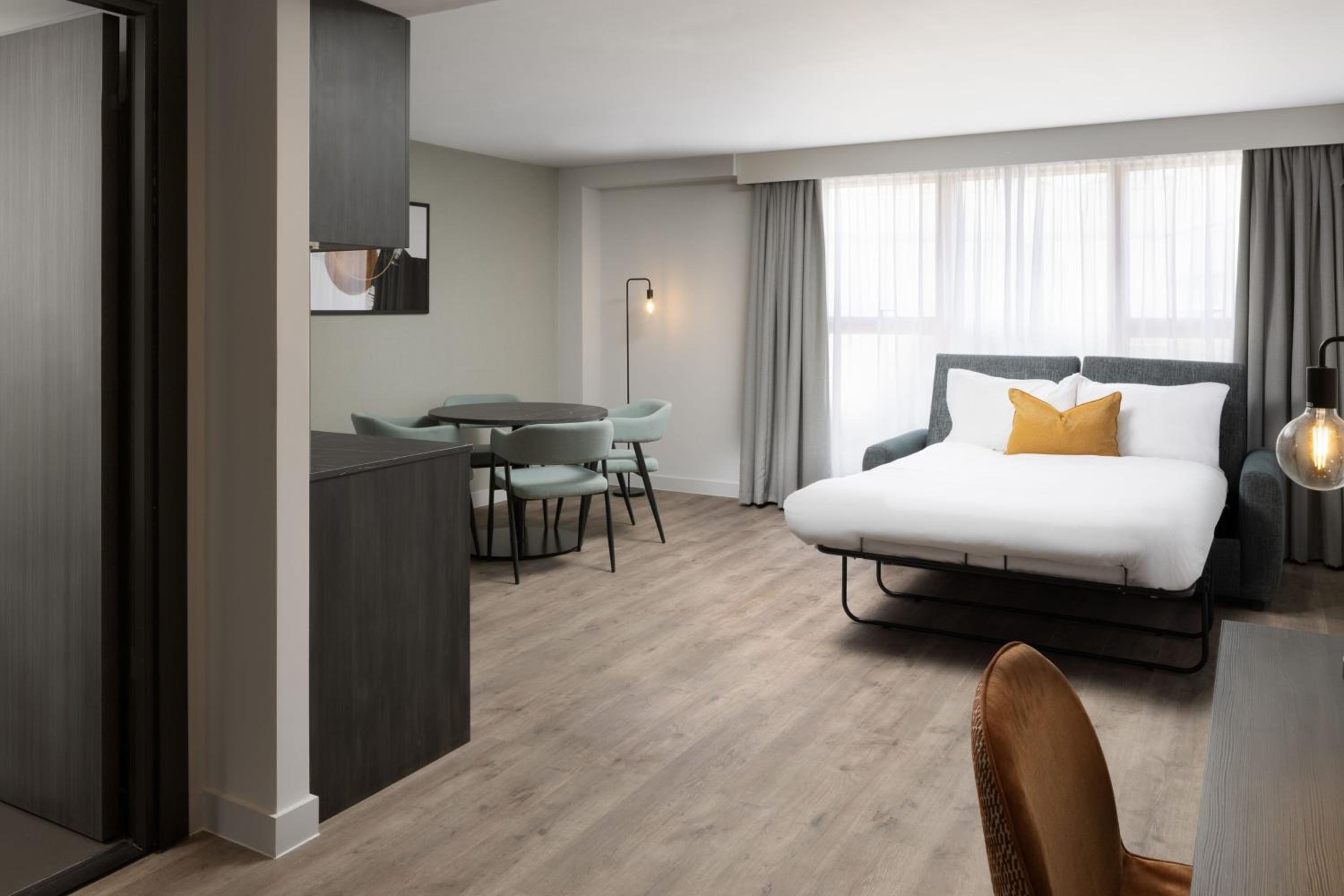Residence Inn by Marriott Manchester Piccadilly — 5