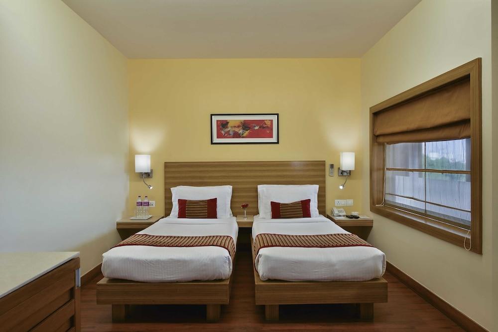 Hotel Heritage — 7