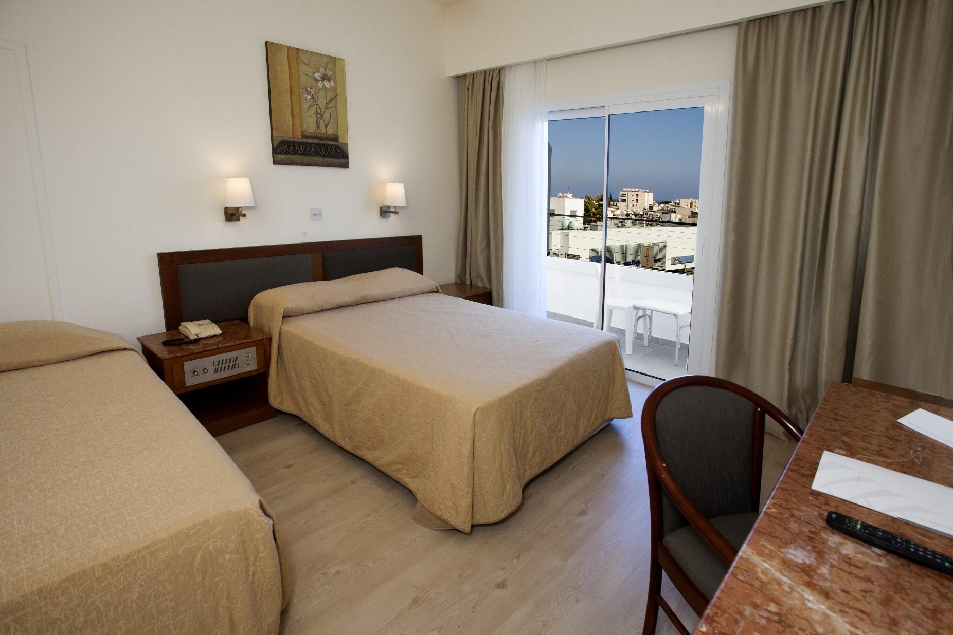 Pefkos City Hotel — 8