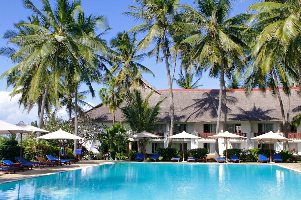 Voyager Beach Resort 16444 — 4