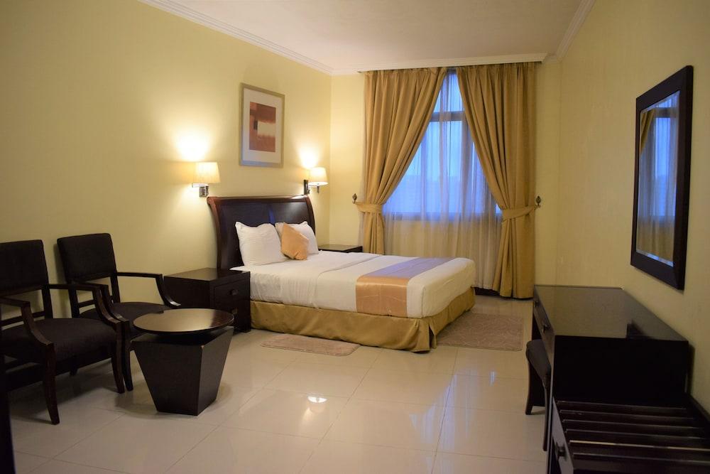 Crown Palace Hotel Ajman — 10