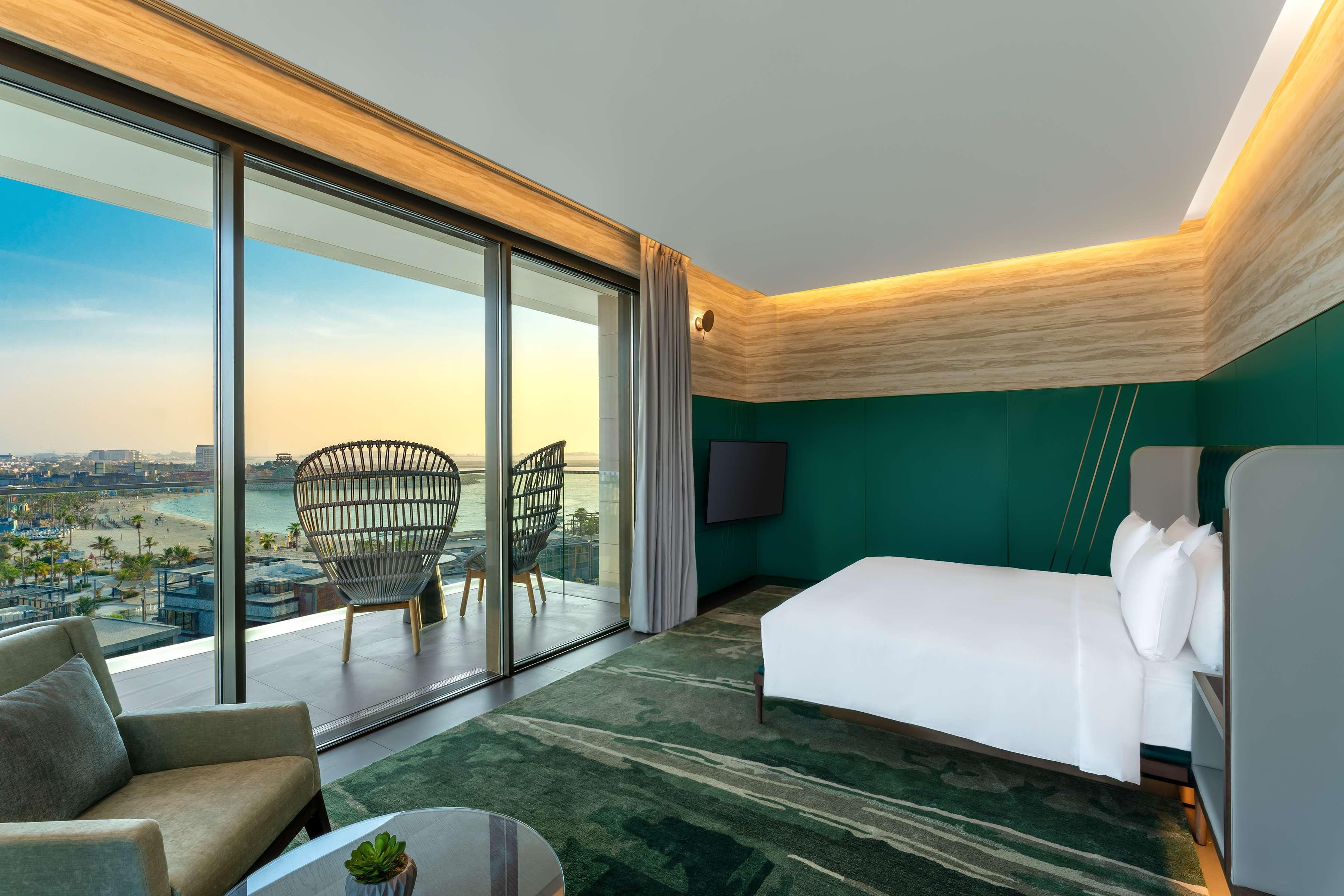 Hyatt Centric Jumeirah Dubai — 10