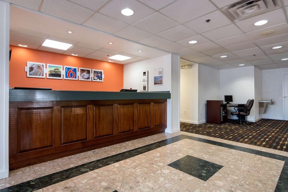 Dublin Inn and Suites — 5