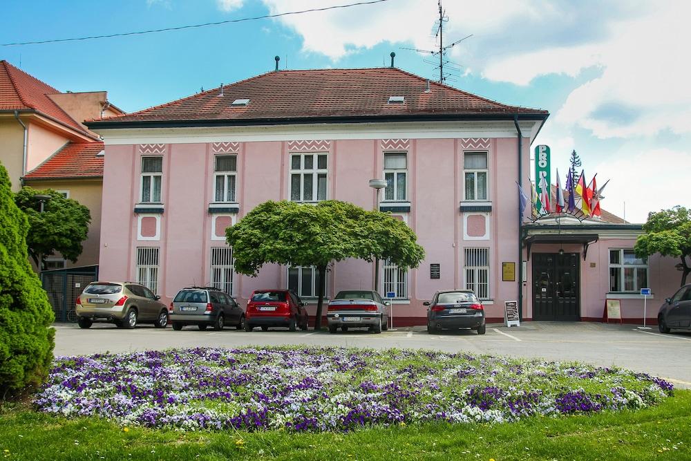 SPA HOTEL PRO PATRIA — 1
