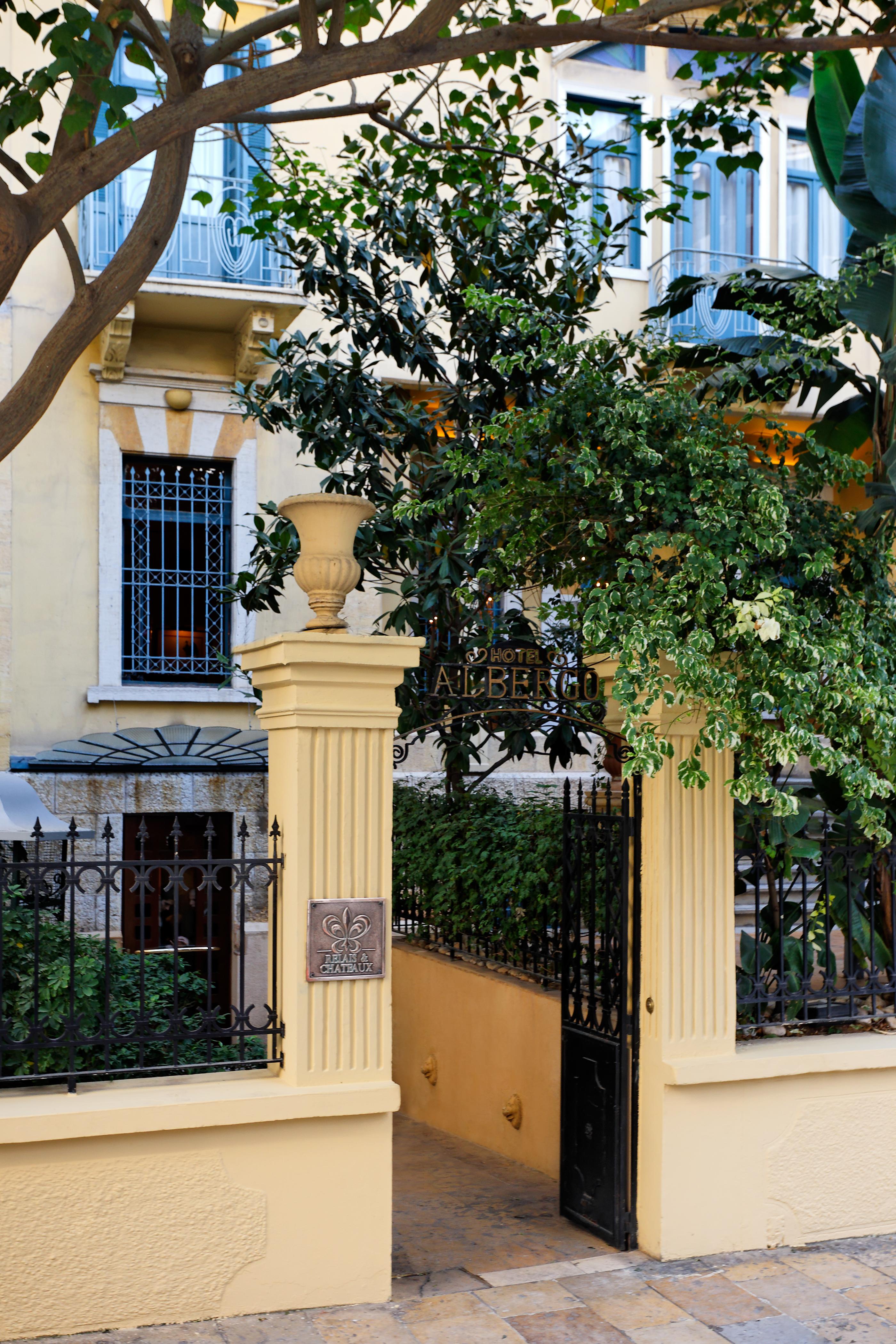 HOTEL ALBERGO 16744 — 2