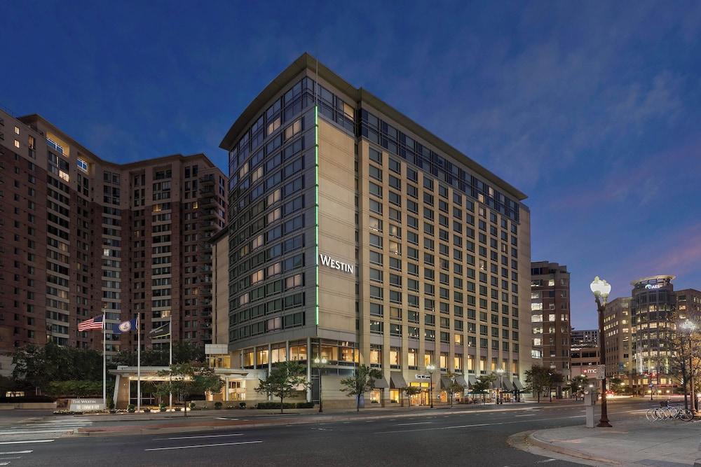 The Westin Arlington Gateway — 3