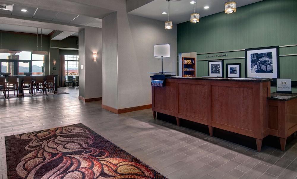 HAMPTON INN AND SUITES ASTORIA — 5
