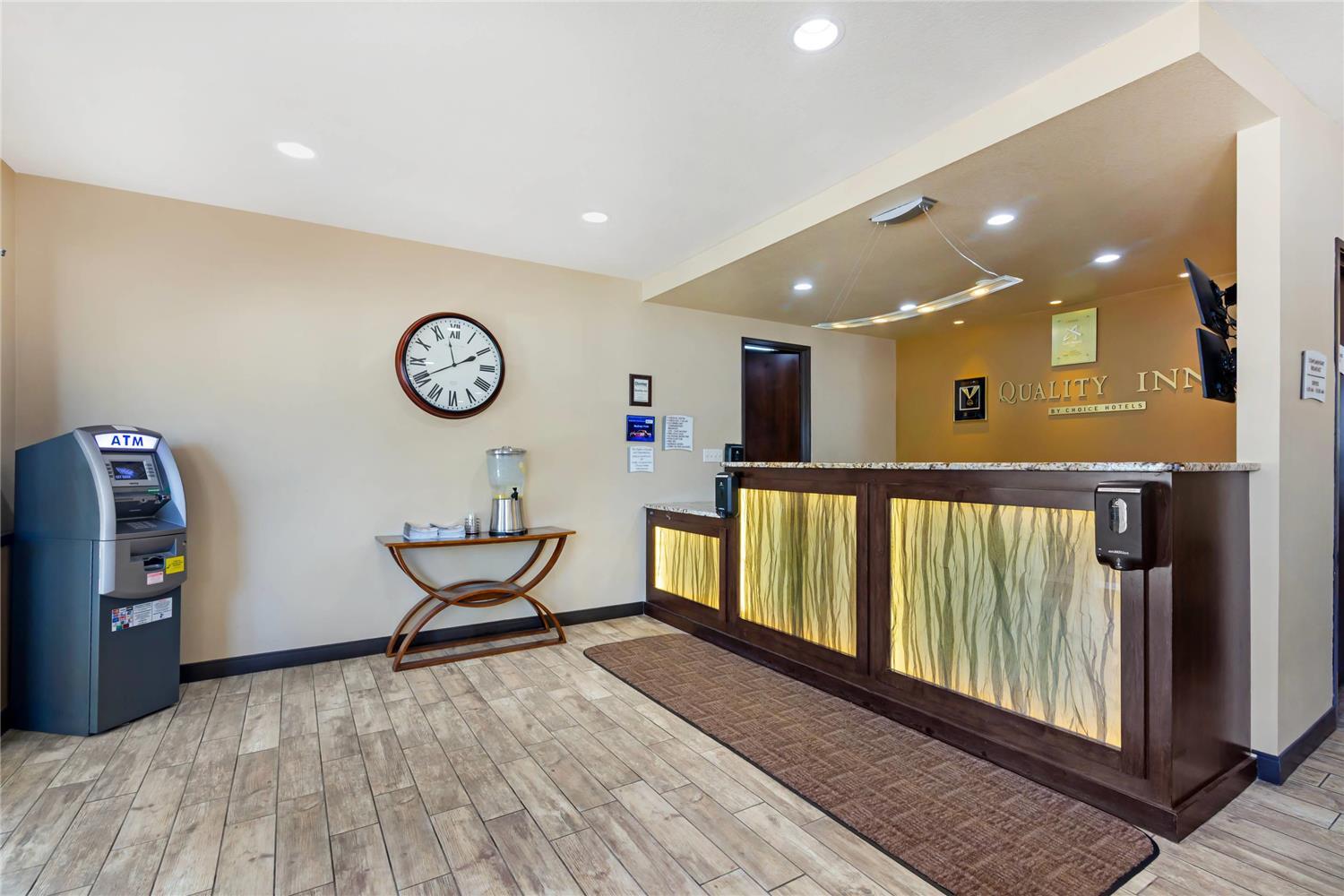 Quality Inn Columbia Mall — 4