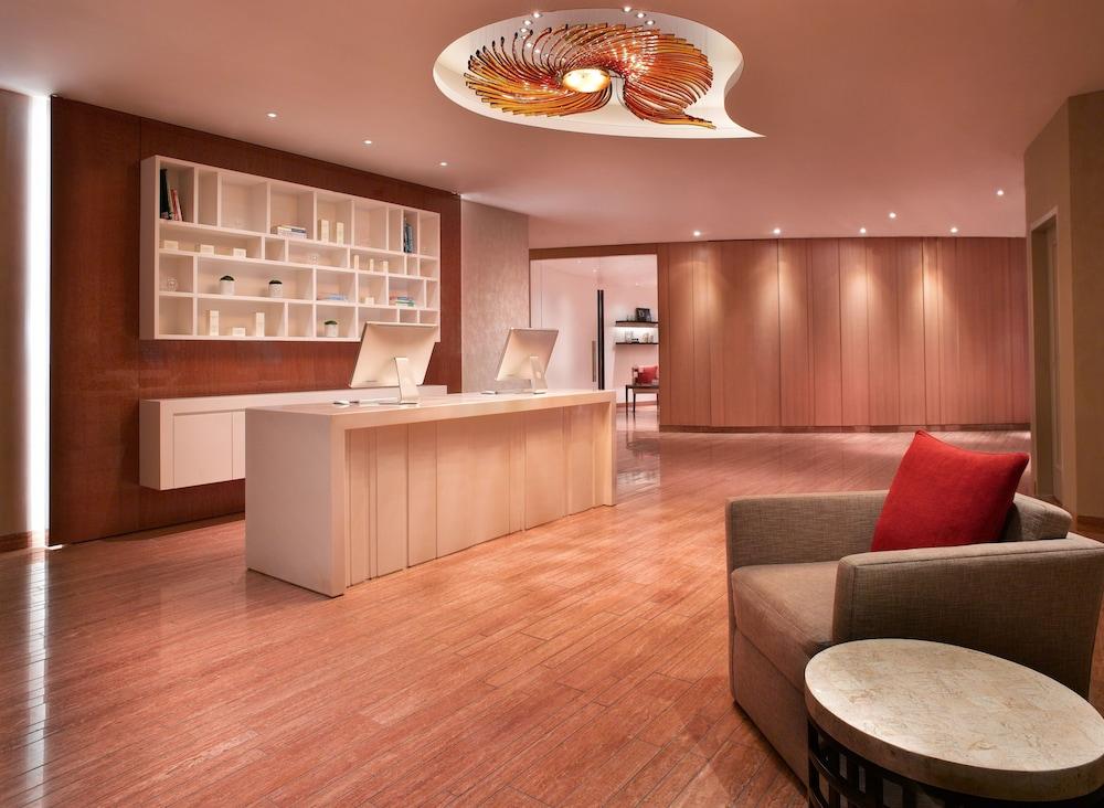 Grand Hyatt Residence — 3