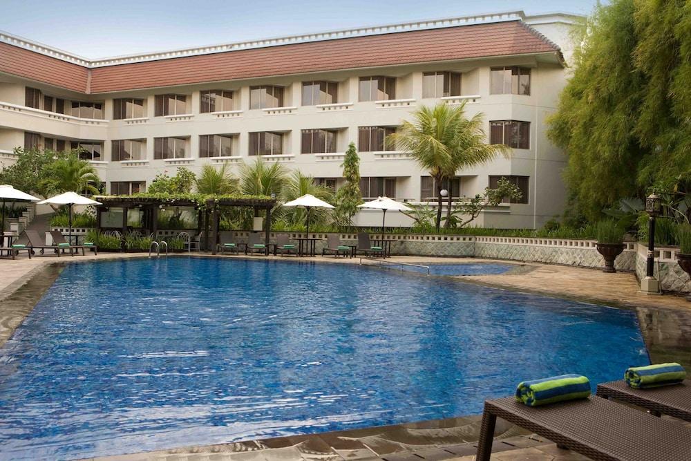 HOTEL SANTIKA PREMIERE JOGJA 14474 — 8