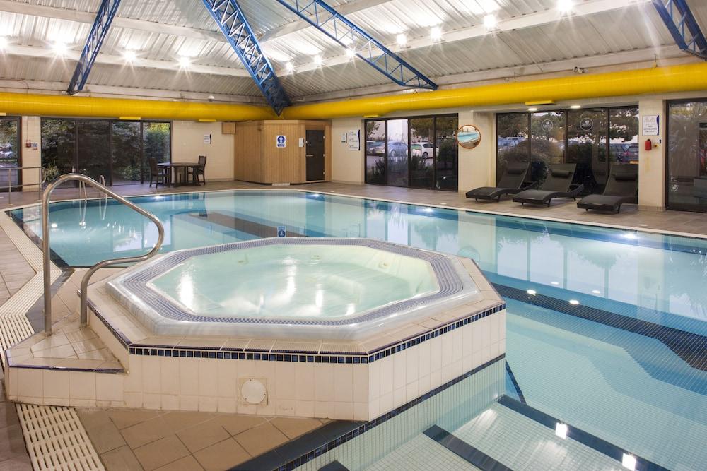 Holiday Inn Rochester Chatham an IHG Hotel — 6