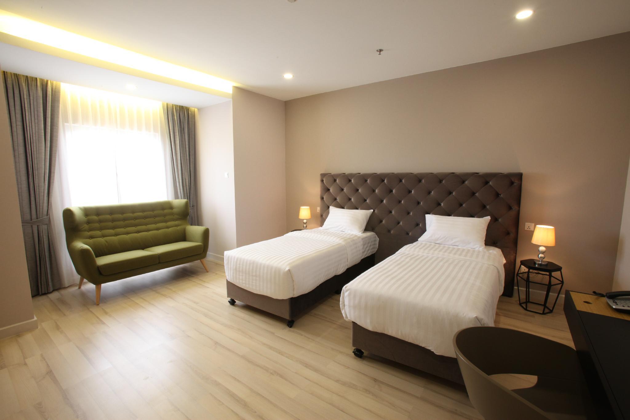 D'ANGGEREK SERVICE APARTMENT — 4