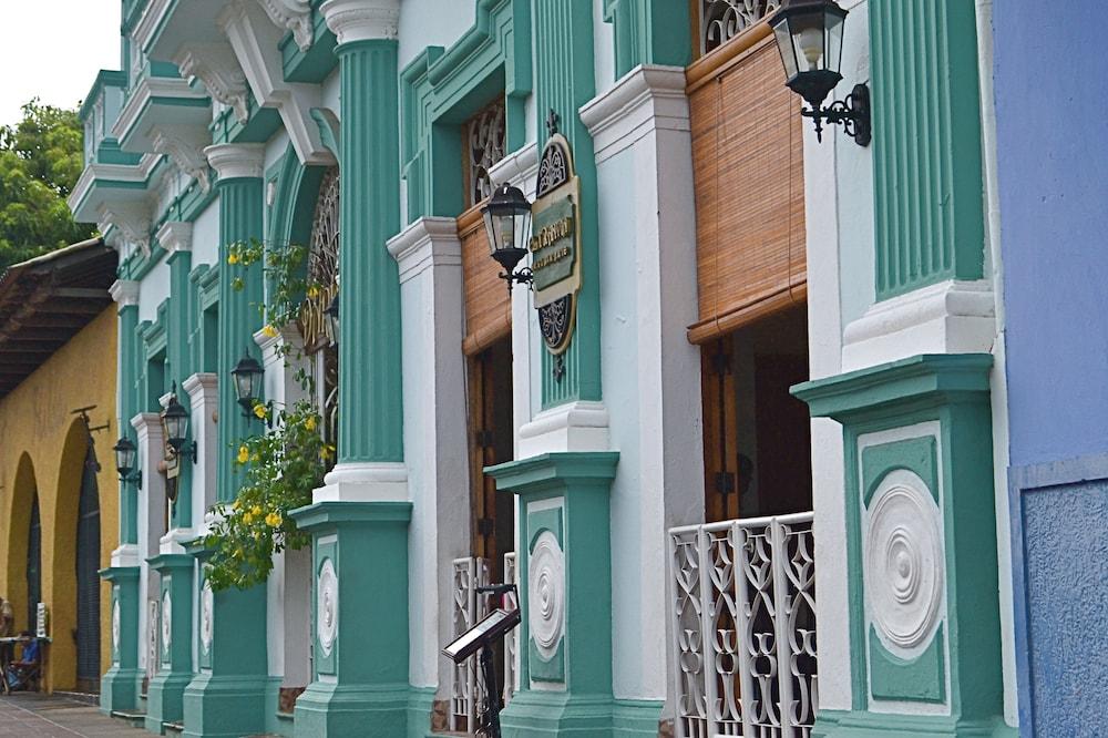 HOTEL DARIO